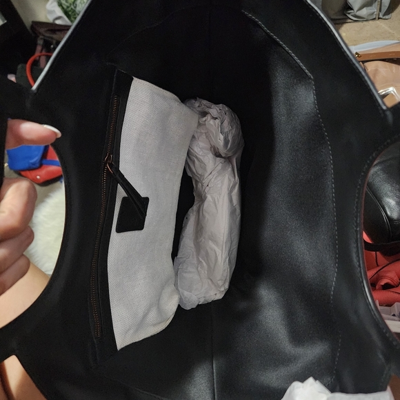 Purse - Picture 2 of 2